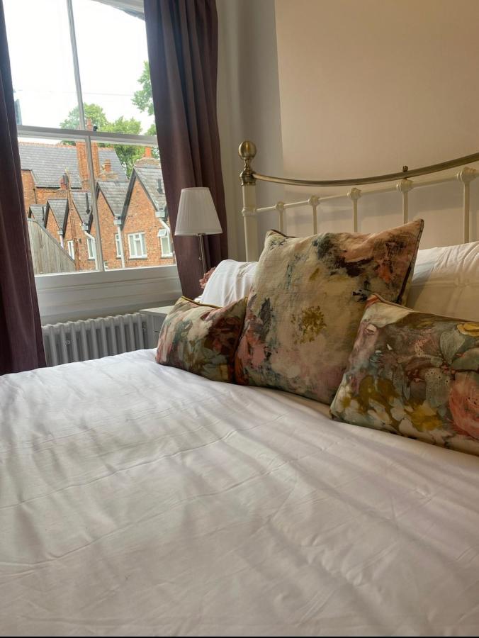 Chester Stays - Lovely 2 Bedroom House In The Heart Of Chester Exterior foto
