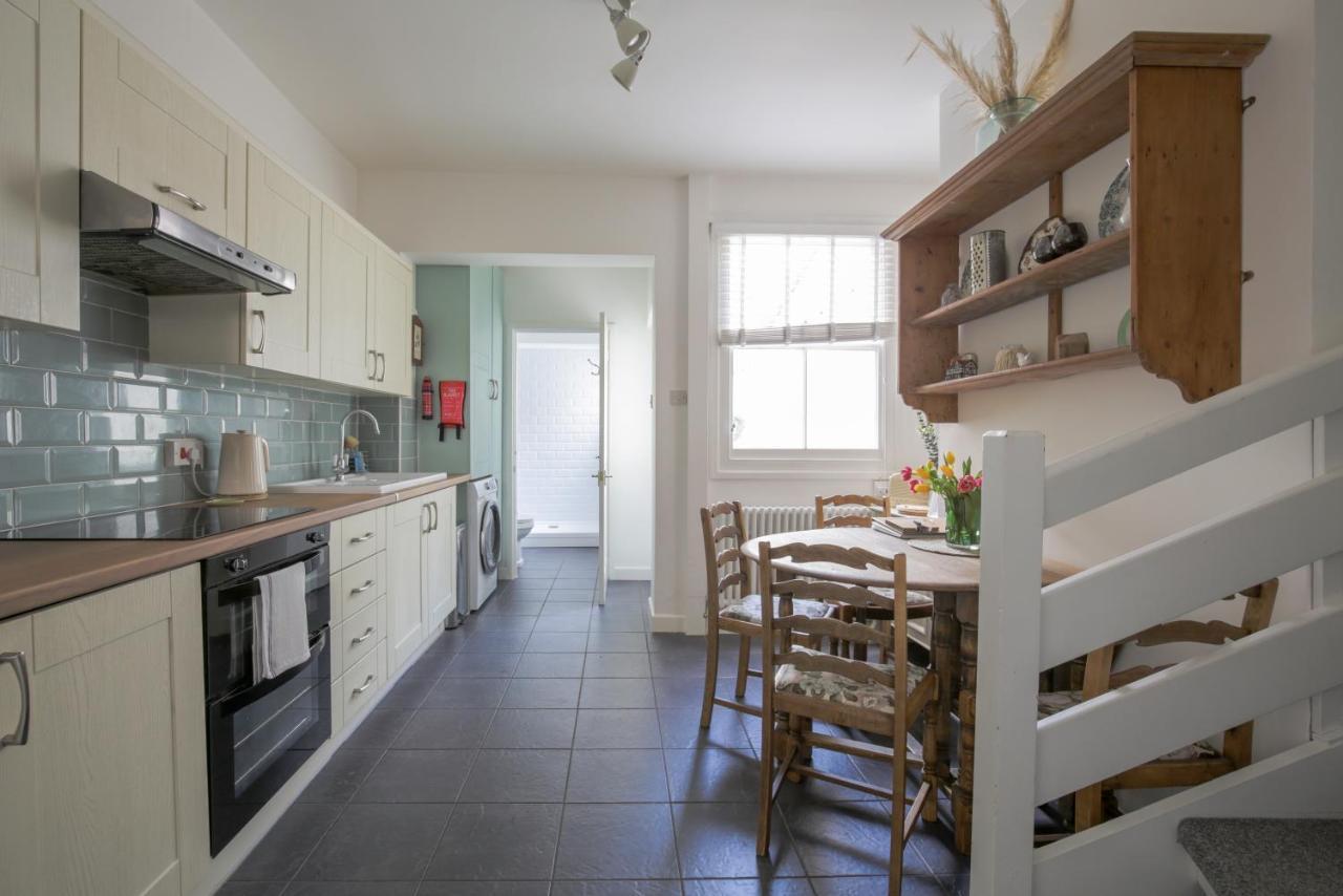 Chester Stays - Lovely 2 Bedroom House In The Heart Of Chester Exterior foto